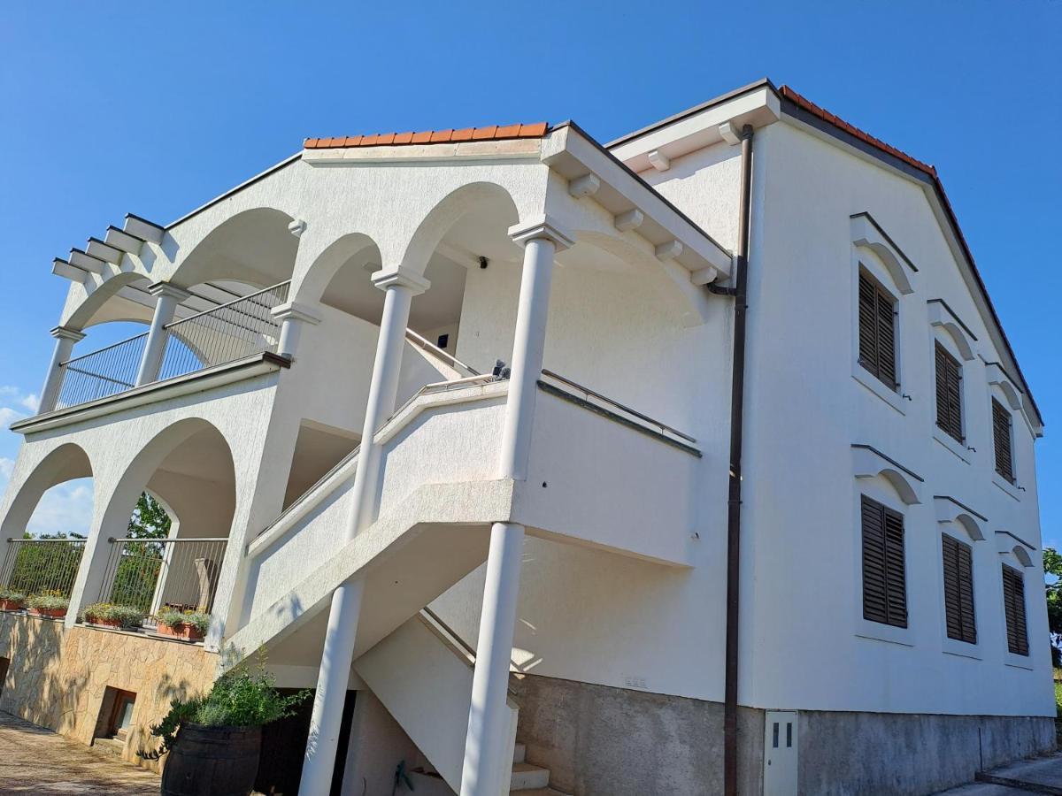 Apartments Pavlovic Ninski Stanovi Exteriör bild
